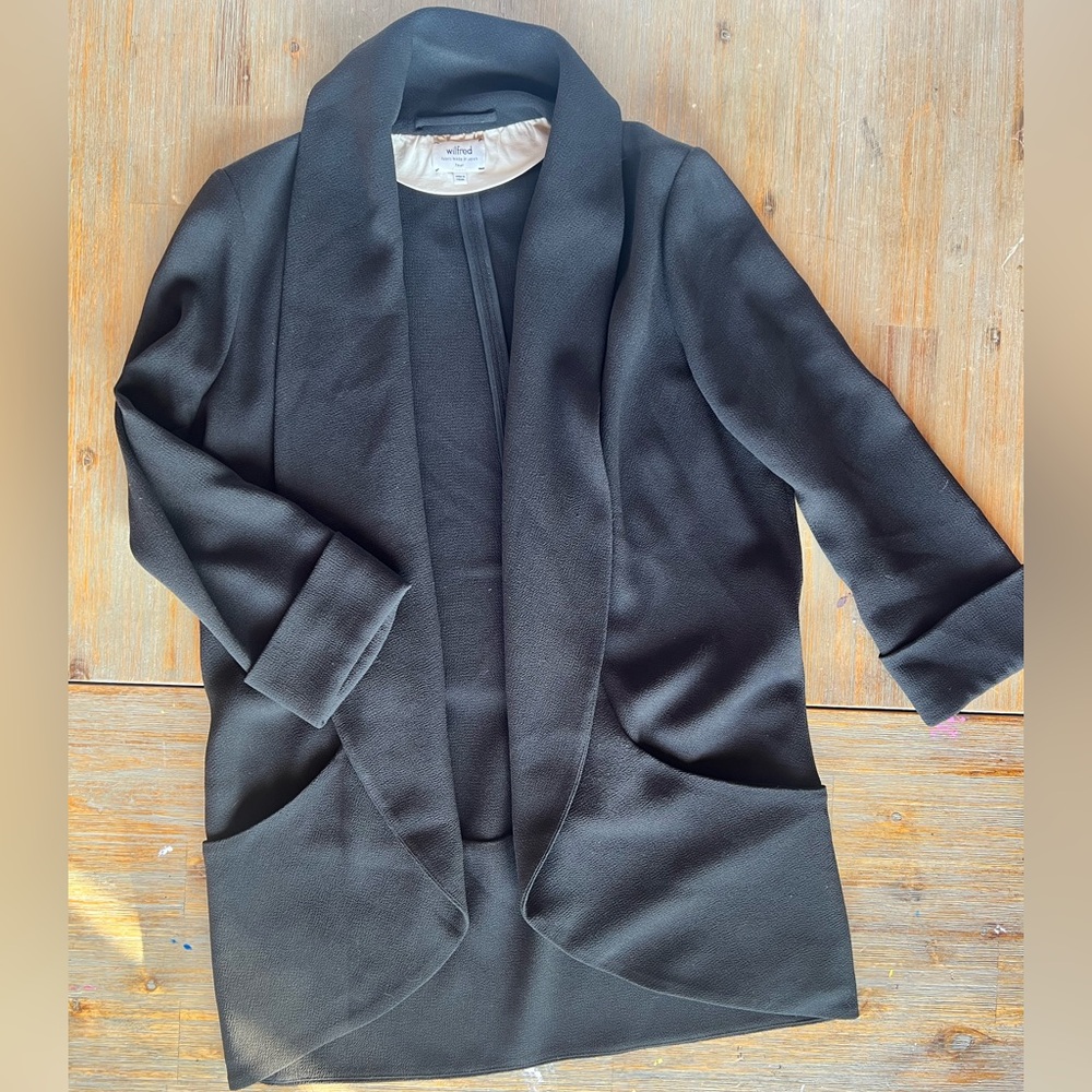 Aritzia Wilfred crepe slouchy blazer